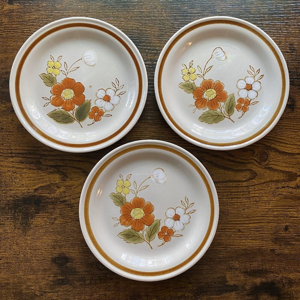 Vintage Mountain Wood Trellis Blossom 3 Desert Plates 1970s